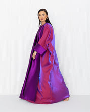 Oversized two-toned abaya.