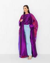 Oversized two-toned abaya.