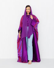 Oversized two-toned abaya.