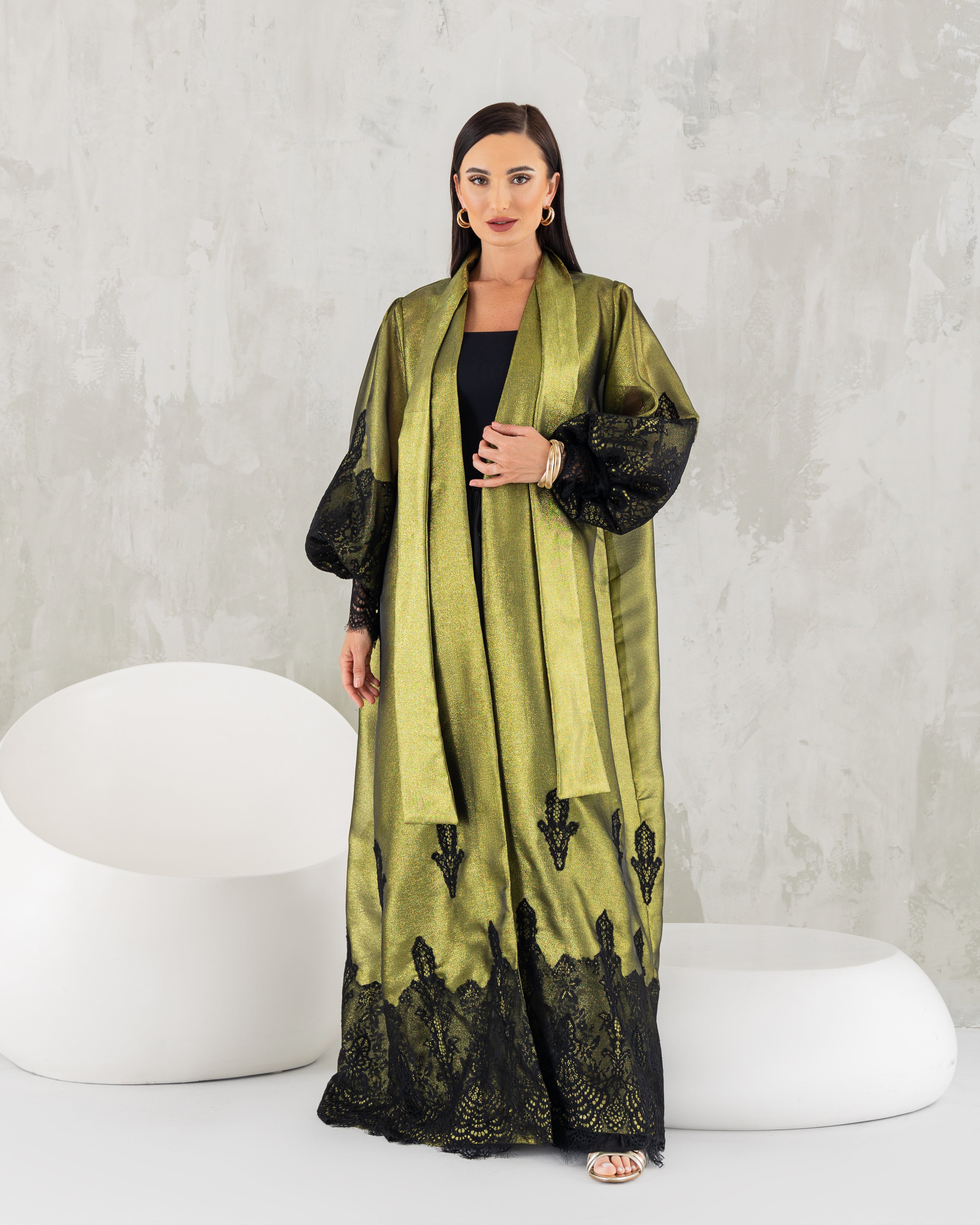 Metallic organdi abaya.